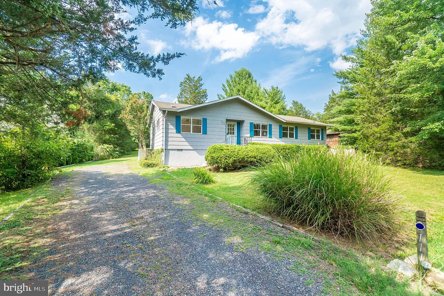 111 Harrison Cir photo 1