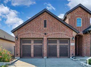1104 Knoll St, Roanoke, TX 76227