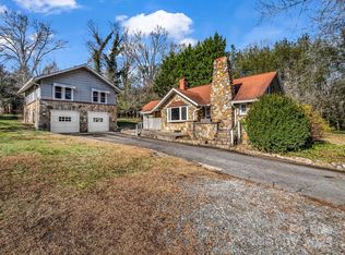 506 Bonner St, Hendersonville, NC 28739