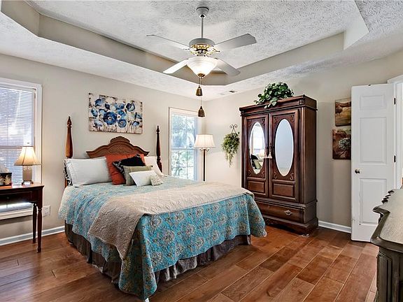 4th image of 2285 Eagle Pointe Ct