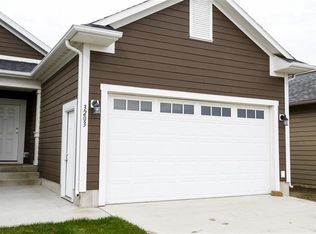 3203 15th St NW, Minot, ND 58703