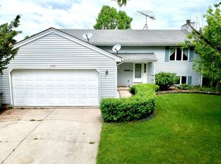 2030 Royal Blvd, Elgin, IL 60123