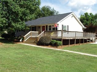 305 Linden St, Grover, NC 28073