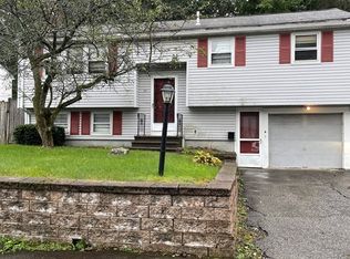 54 Venus Dr, Worcester, MA 01605