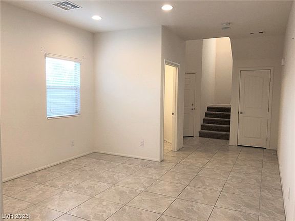 4th image of 8380 Spanish Creek Ct