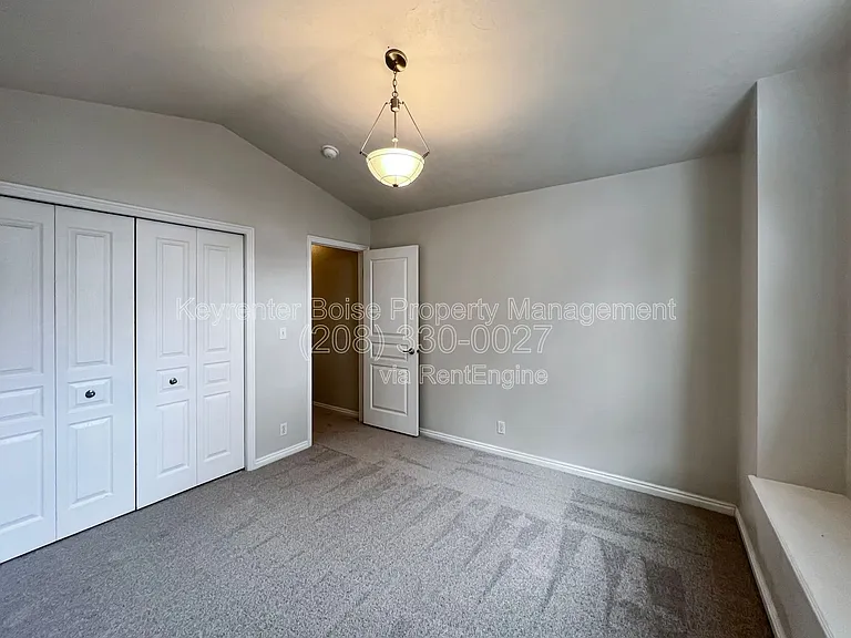 2403 E Indian Creek Dr — Photo 14