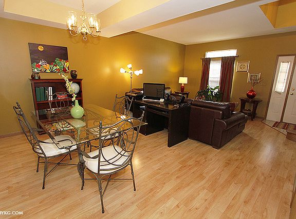 5th image of 441 Attenborough Way