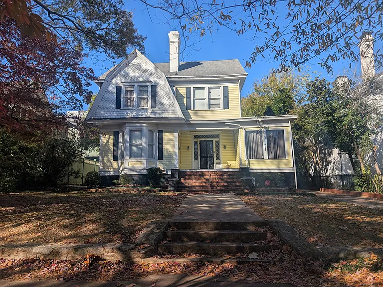 1907 Pendleton St — Photo 11