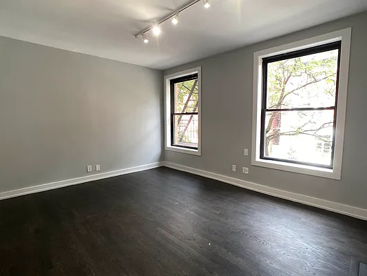Rented by Tourma Realty LLC | media 5