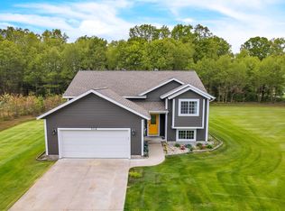 7118 Annabell Dr, Muskegon, MI 49442