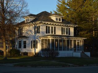 103 E Washington St, Delavan, WI 53115