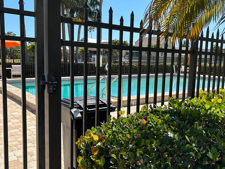 6111 Montego Bay Loop — Photo 43