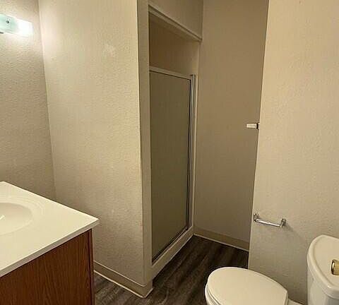 3rd image of 721 N 15th Ave