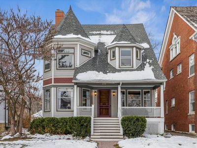 225 Wesley Ave, Oak Park, IL, 60302