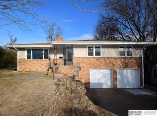 3128 Sheffield St, Omaha, NE 68112