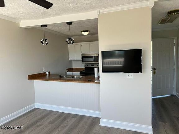 5th image of 141 Southfields Rd #110