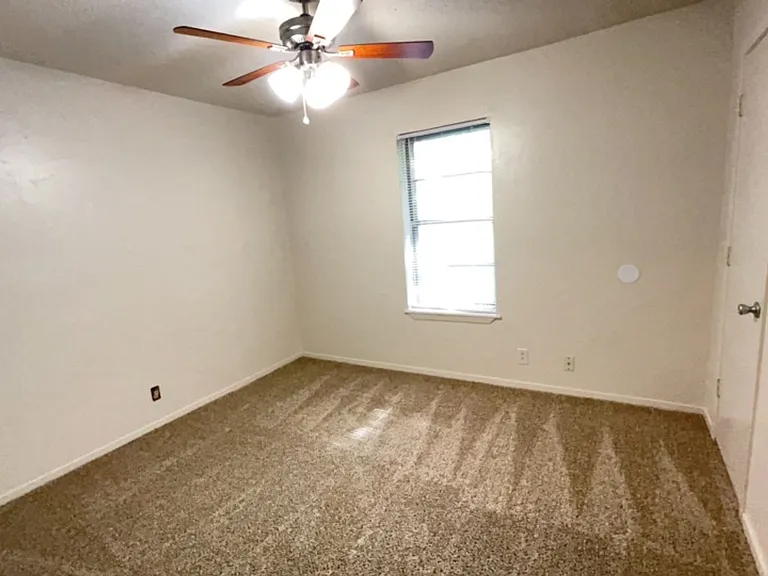 210 Old Tyler Rd #1 — Photo 4