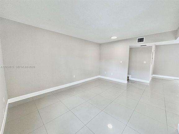 5th image of 3840 SW 52nd Ave #3840