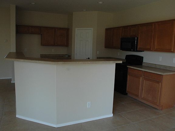 3rd image of 10116 E Los Lagos Vista Ave