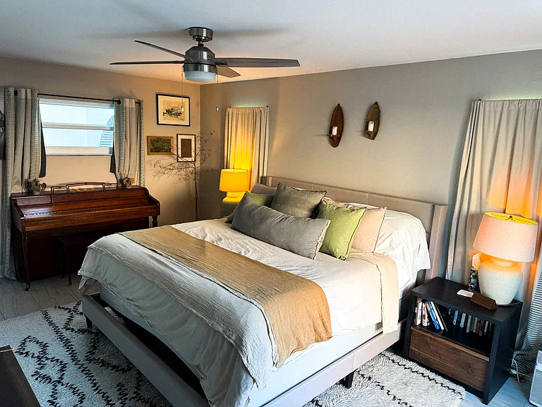 350 Pine Tree Dr — Photo 14