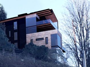 1970 SW Mill Street Ter, Portland, OR 97201