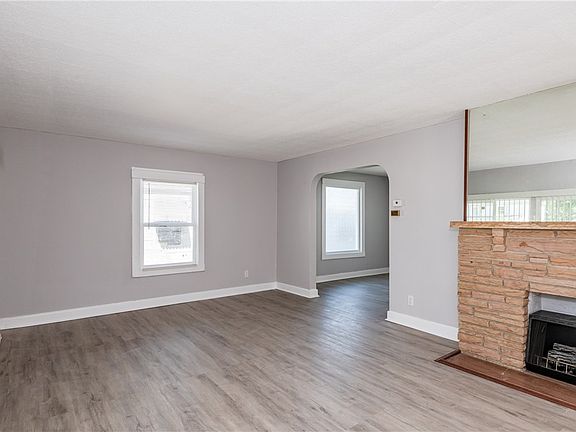 4th image of 4233 Corinth Blvd