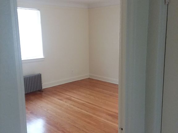 3rd image of 12835 Petoskey Ave