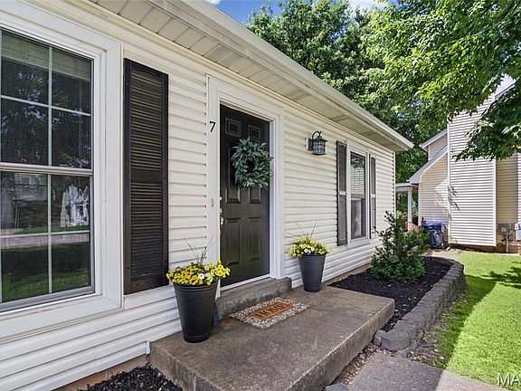 4th image of 7 Primgarden Ct