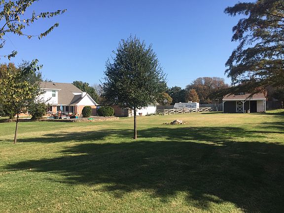 4th image of 1602 Summer Lane Ct