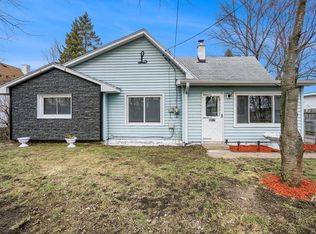 3011 Carleton Ave, Kalamazoo, MI 49048