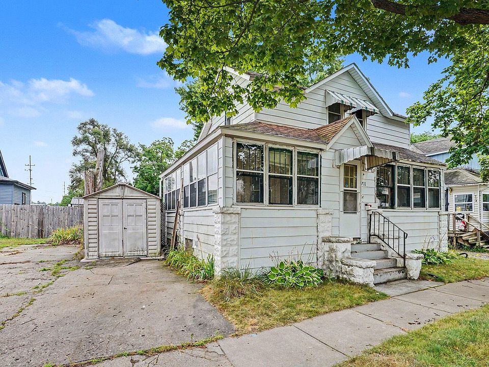 1st image of 711 Millard Ct