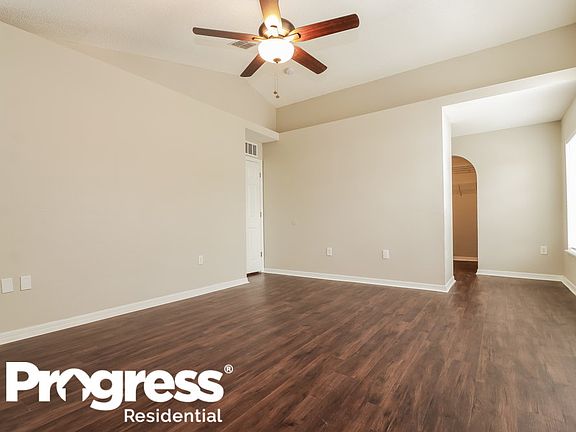 5th image of 30643 Birdhouse Dr