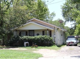 816 E Titus St, Mexia, TX 76667