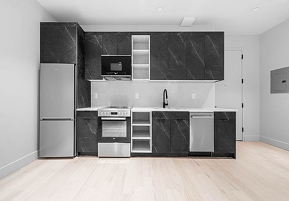 2nd image of 263 McGuinness Blvd #5B