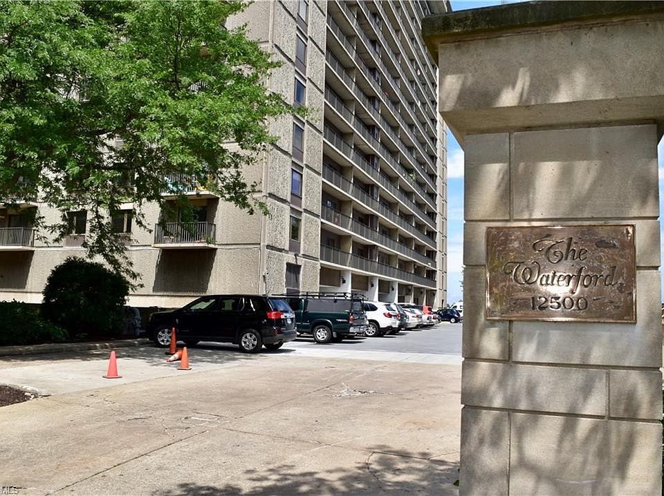 1st image of 12500 Edgewater Dr APT 707