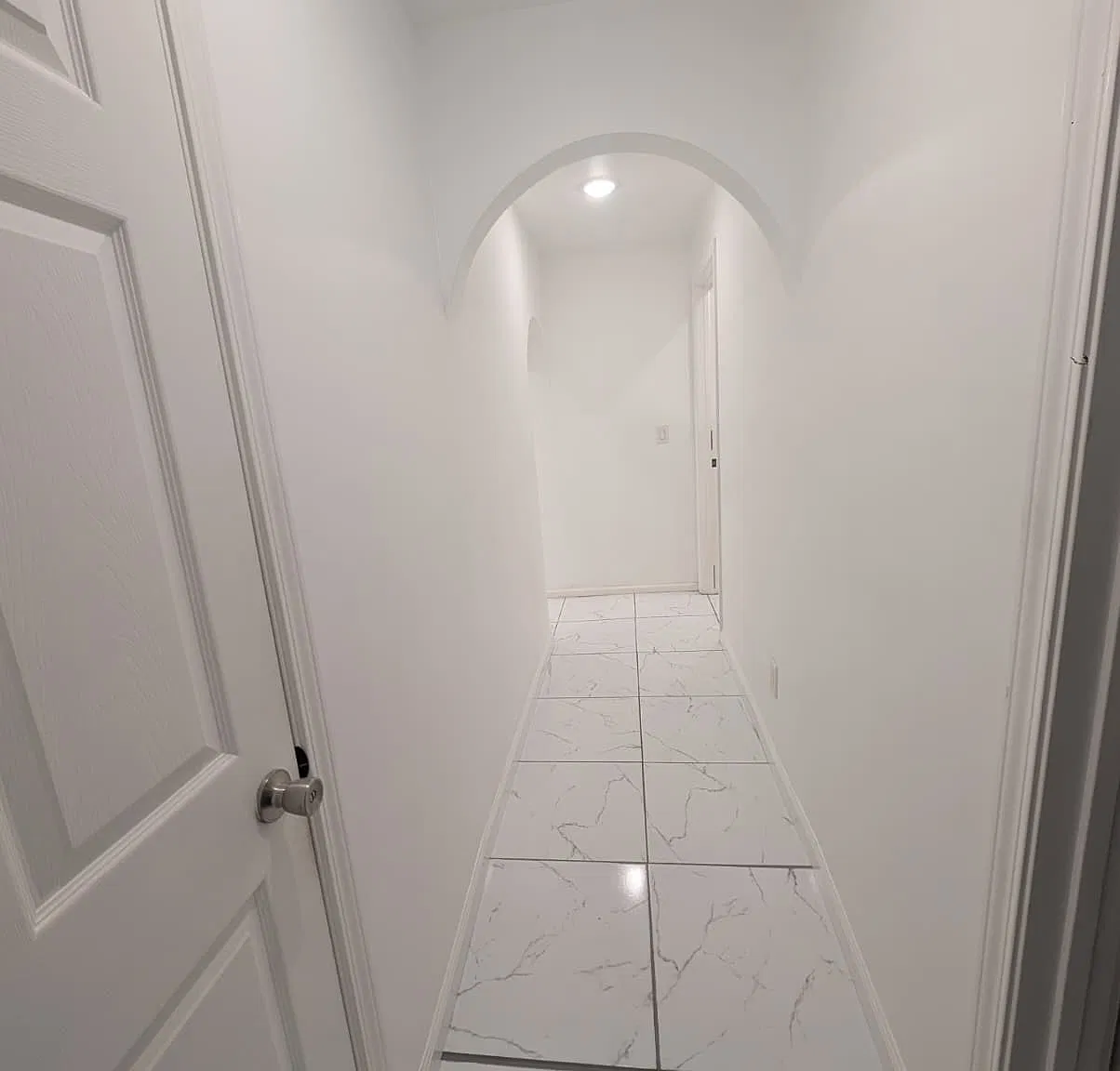 2 bed, 497 sqft, $2,700 — Photo 3