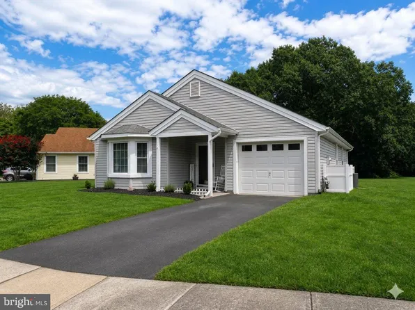 26 Dogwood Dr, Barnegat, NJ 08005