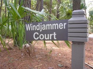 4 Windjammer Ct, Hilton Head Island, SC 29928