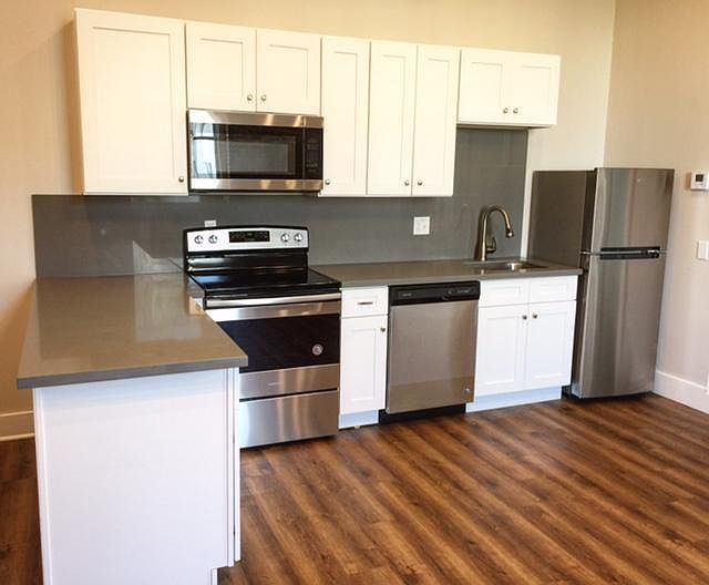 1st image of 315 23rd St #2