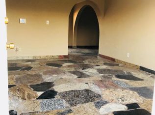 5811 W Cheery Lynn Rd, Phoenix, AZ 85031