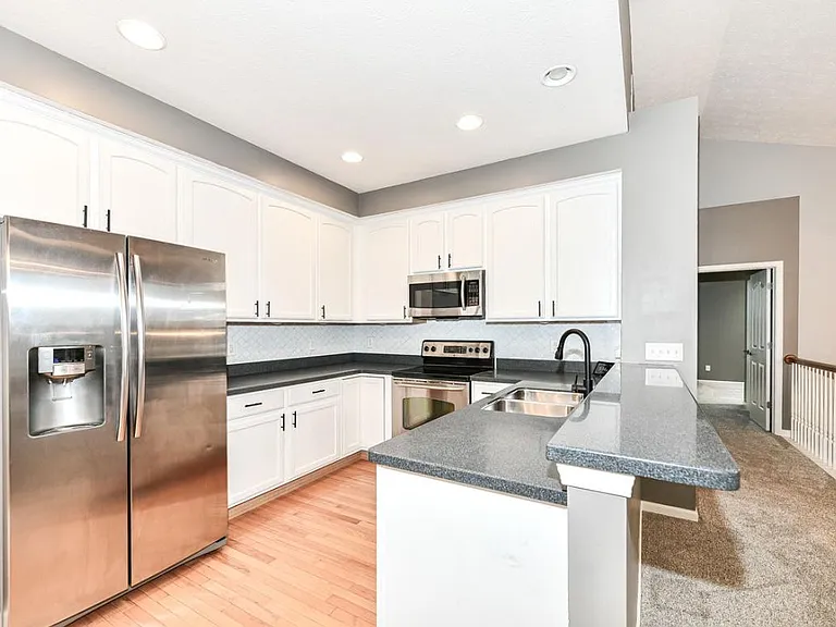 12690 Leah Ln — Photo 11