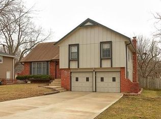 12709 W 100th St, Lenexa, KS 66215