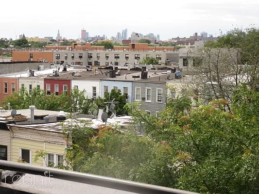 Rented by Rennit Inc. | media 16