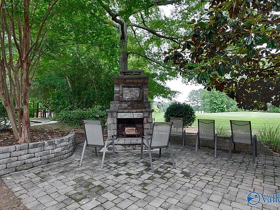 5th image of 3000 Bogey Cir SE