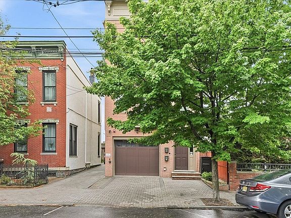 3rd image of 250 Ogden Ave #1