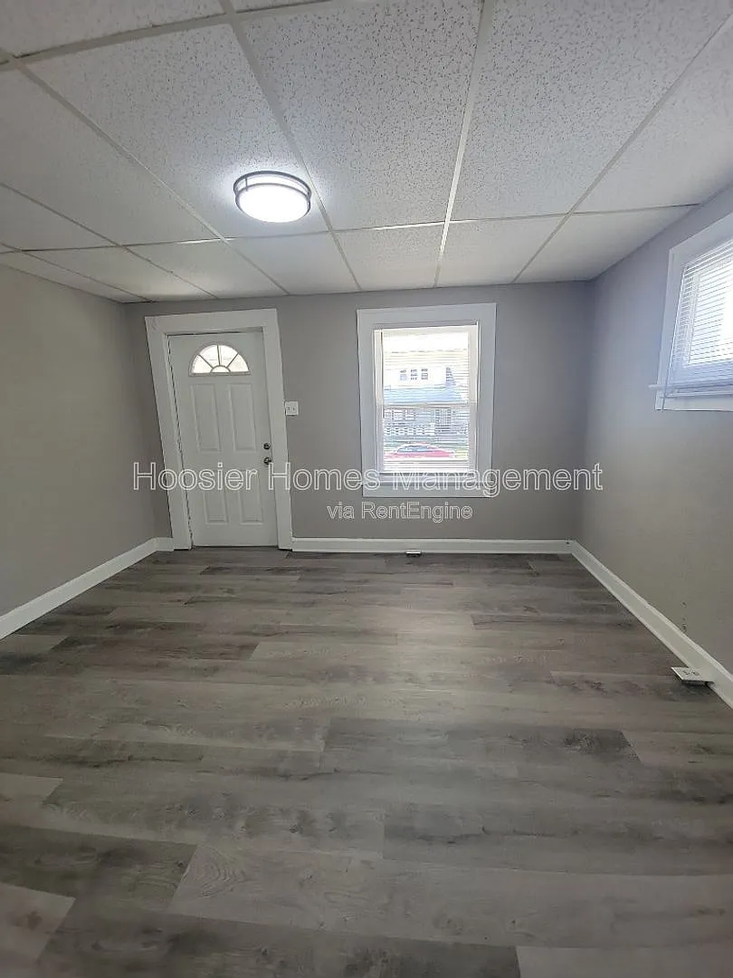 3 bed, 1.0 bath, $1,199 — Photo 3