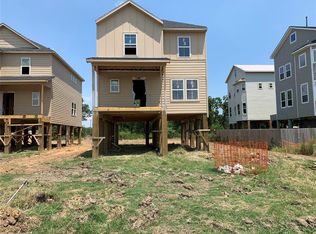 1500 Ashley Ct, Seabrook, TX 77586