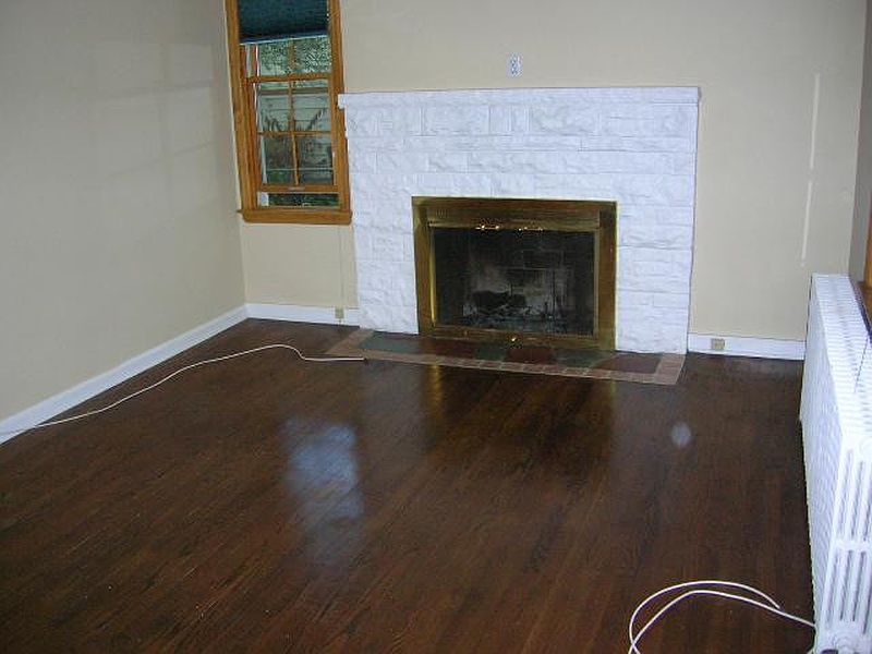 5th image of 114 VAUGHN Drive