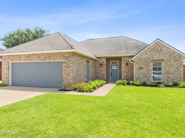 143 Devon Way, Youngsville, LA 70592