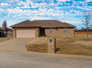 3099 E Loren St, Republic, MO 65738